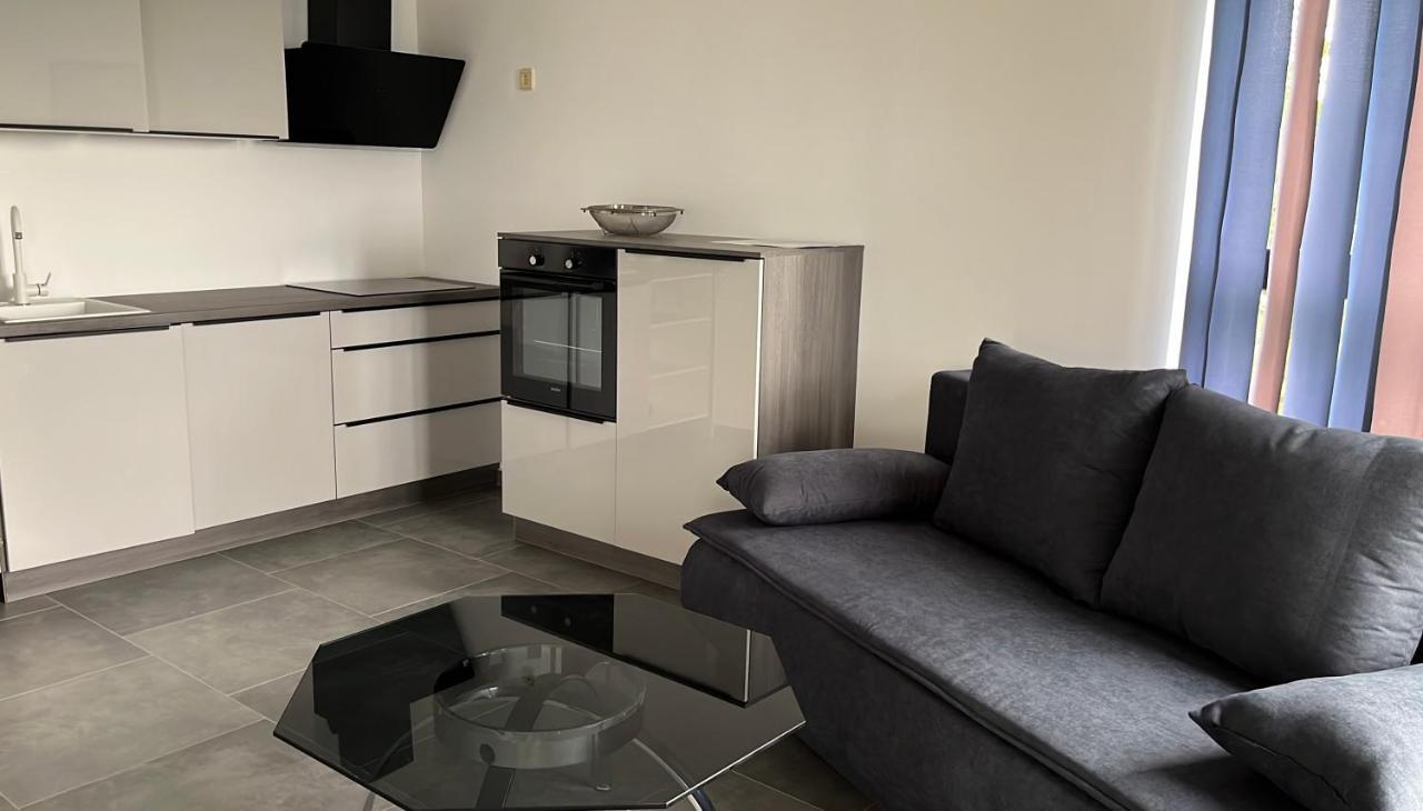 Vila Sani Crikvenica Apartment Bagian luar foto