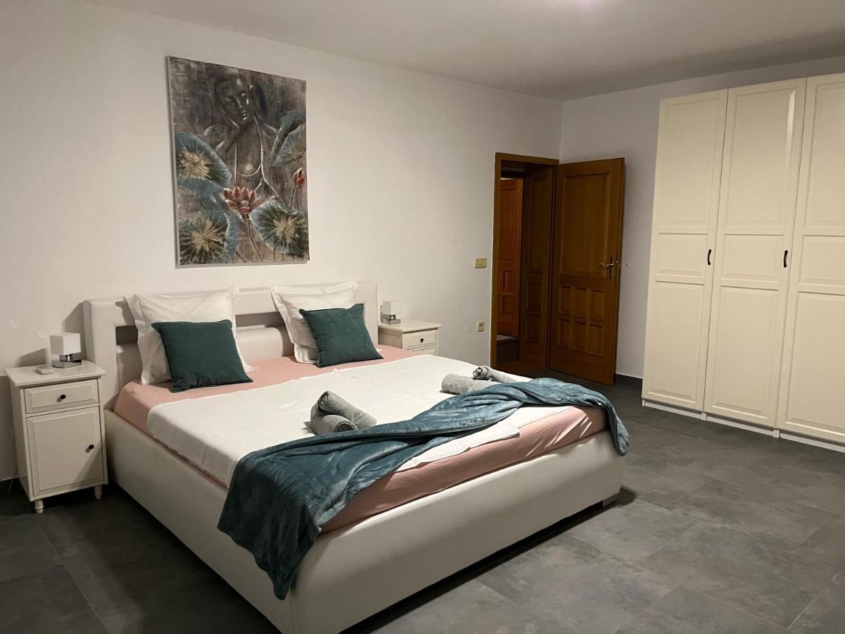 Vila Sani Crikvenica Apartment Bagian luar foto