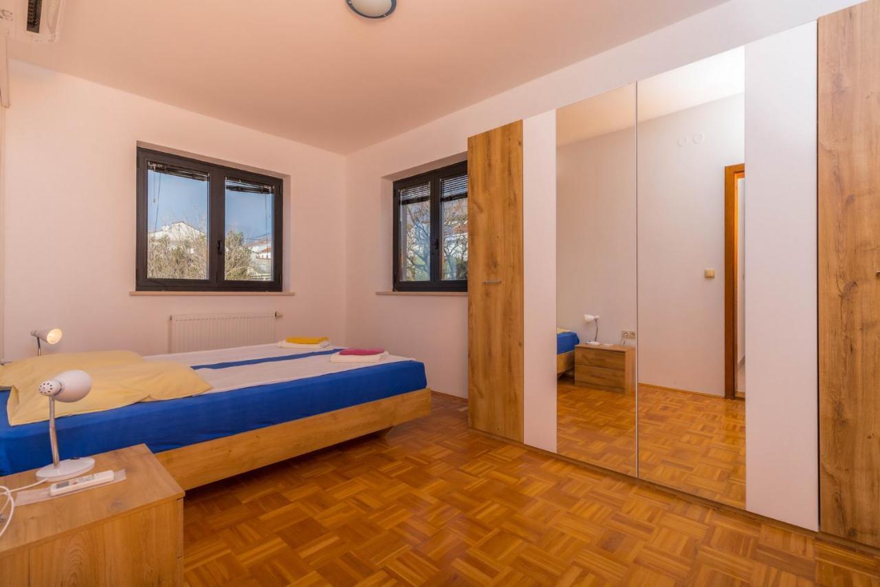 Vila Sani Crikvenica Apartment Bagian luar foto